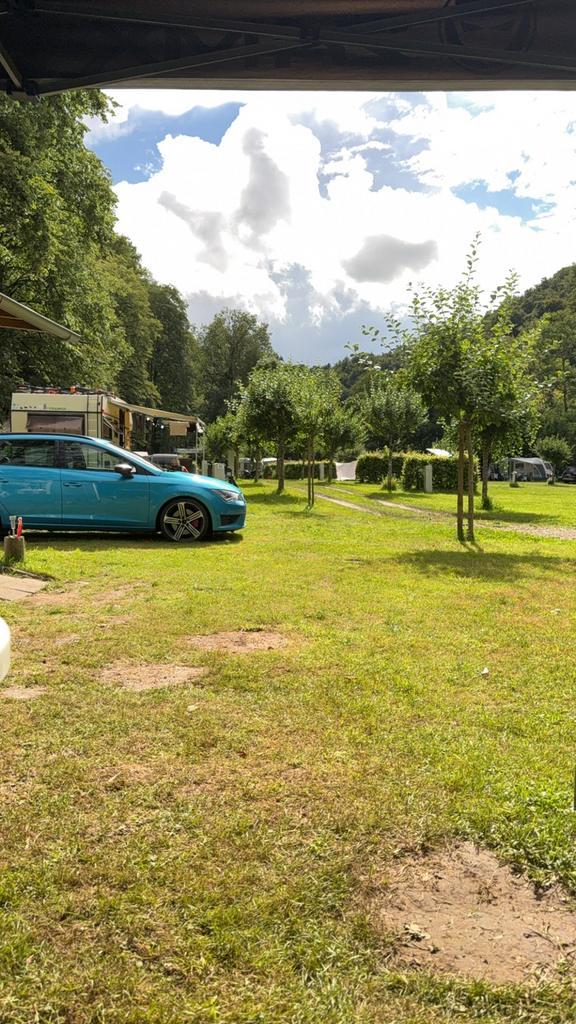 St280 seat leon, Auto's, Seat, Particulier, Leon, Benzine, Euro 5, Break, 5 deurs, Automaat, Blauw, Zwart, Leder en Stof, Voorwielaandrijving