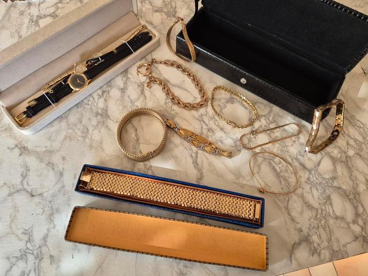 Vintage vergulde armbanden vanaf 30 eu per stuk, Handtassen en Accessoires, Armbanden, Zo goed als nieuw, Ophalen of Verzenden