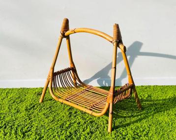Rattan tijdschriftenhouder * Vintage 50s * Krantbak beschikbaar voor biedingen