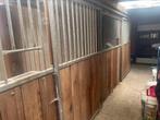 Staldeuren stalroosters paardenhek stalwand