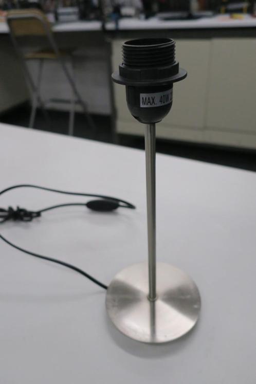 Chromen tafellamp, Huis en Inrichting, Lampen | Tafellampen, Nieuw, Minder dan 50 cm, Metaal, Ophalen