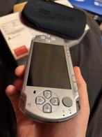 PSP Silver 2004 +NewBattery+20games+originele doos & kabels, Télécoms, PDA, Enlèvement ou Envoi, Comme neuf