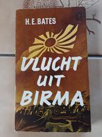 Boek - Prisma pocket - H.E. Bates - Vlucht uit Birma, Utilisé, Enlèvement ou Envoi