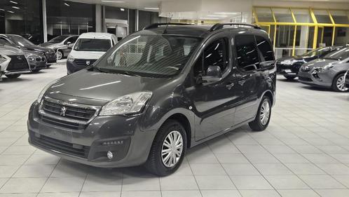 PEUGEOT PARTNER Automaat 1.6HDI 73KW Euro 6B Bouwjaar 2015,, Auto's, Peugeot, Bedrijf, Partner, Achteruitrijcamera, Bluetooth