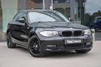 BMW 1 Serie 118 D Coupé/ PDC V+A/ Alu's 17" (bj 2011), Auto's, BMW, Zwart, 4 cilinders, Zwart, 2 deurs