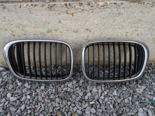 BMW E39 facelift, grilles, nieren, OEM origineel onderdeel, Auto-onderdelen, Carrosserie, Motorkap, BMW, Voor, Gebruikt, Ophalen of Verzenden