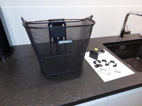 Basil fietsmand zwart stuurmontage max 5kg, Fietsen en Brommers, Fietsaccessoires | Fietsmanden, Zo goed als nieuw, Fietsmand
