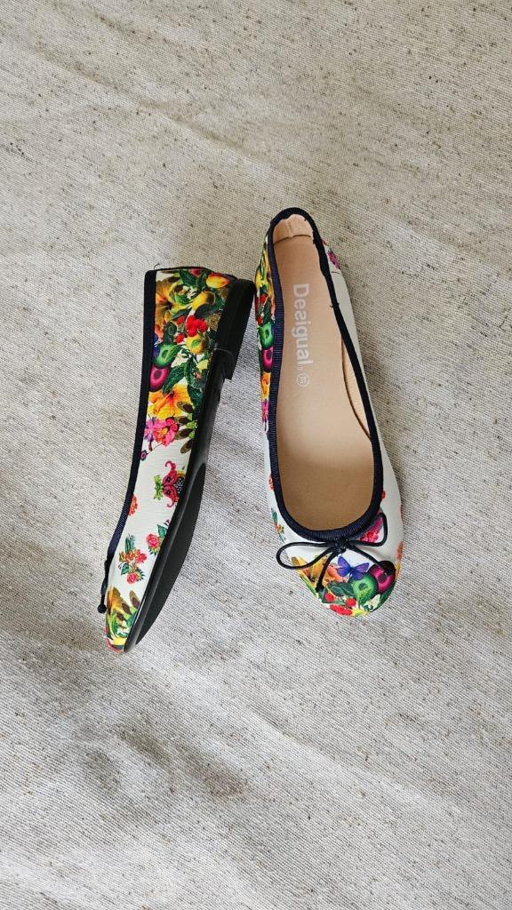 Desigual ballerina’s kleurrijk & uniek maat 37, Kleding | Dames, Schoenen, Zo goed als nieuw, Ballerina's, Overige kleuren, Ophalen of Verzenden
