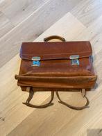 Vintage leren tas in zeer goede staat., Handtassen en Accessoires, Tassen | Schooltassen, Bruin, Aktetas of Boekentas, 40 tot 50 cm