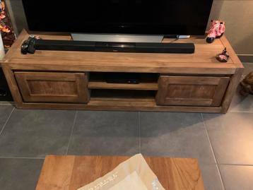 Tv-meubel 1,5m lang 45cm diep en 40cm hoog massief teak-hout beschikbaar voor biedingen
