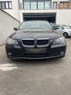 Bmw 320d 2008 213 000 km volledige historic, Auto's, BMW, Achterwielaandrijving, Zwart, Zwart, Leder