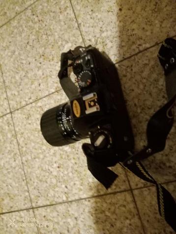 appareil photo Nikon F-301 + 2 objectifs