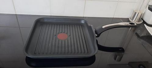 Poêle Grill BRABANTIA carrée 20cm tous Feux NEUVE, Maison & Meubles, Cuisine | Casseroles & Poêles, Neuf, Poêle à frire ou Sauteuse