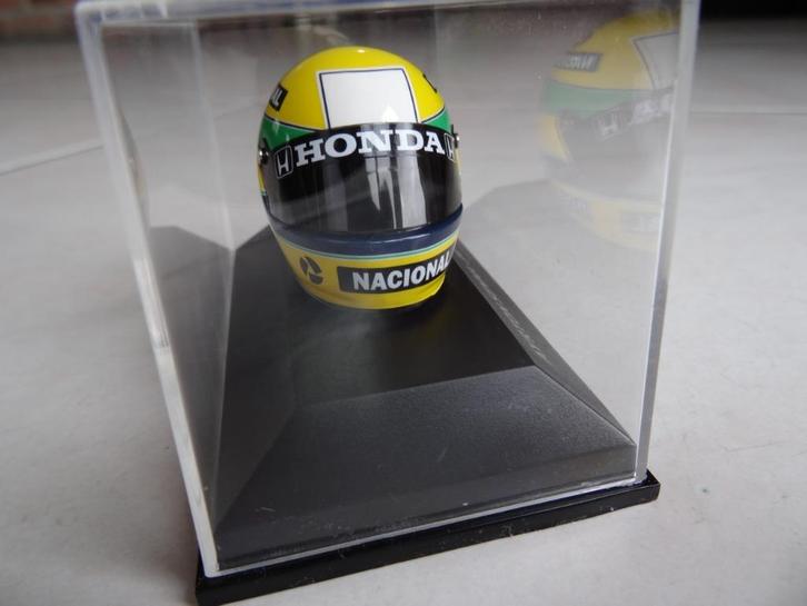 GEZOCHT  : Senna en Schumacher helmpjes schaal 1/8, Hobby en Vrije tijd, Modelbouw | Figuren en Diorama's, Zo goed als nieuw, Figuur of Figuren