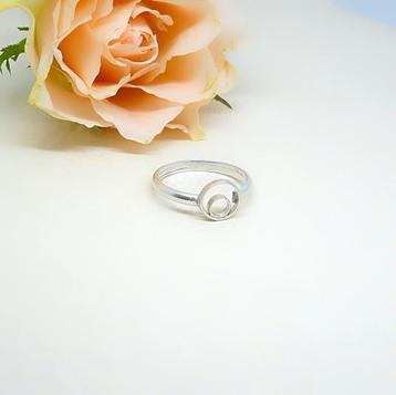 Wij maken een mooie zilveren ring in uw ringmaat !  beschikbaar voor biedingen