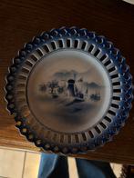 decoratief Delfts blauw bord, kanten randpatroon, Antiek en Kunst, Ophalen