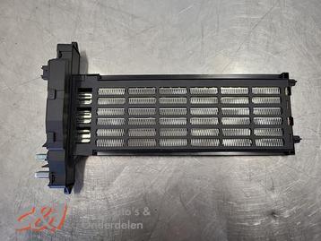 Kachel Radiateur van een Mercedes V-Klasse beschikbaar voor biedingen