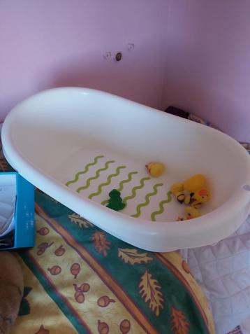 babybadje beschikbaar voor biedingen