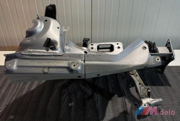 AUDI A3 CHASSISBALK RECHTS VOOR  beschikbaar voor biedingen