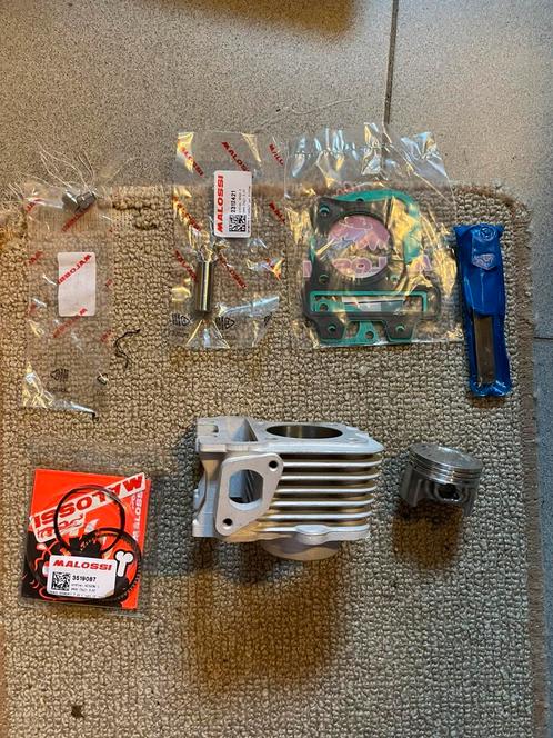 80cc 4t celinder kit malossi gloed nieuw, Fietsen en Brommers, Brommeronderdelen | Scooters, Uitlaat, Ophalen