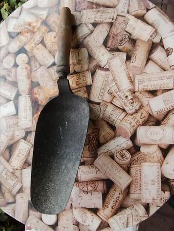 hout ijzer kolenschep beschikbaar voor biedingen