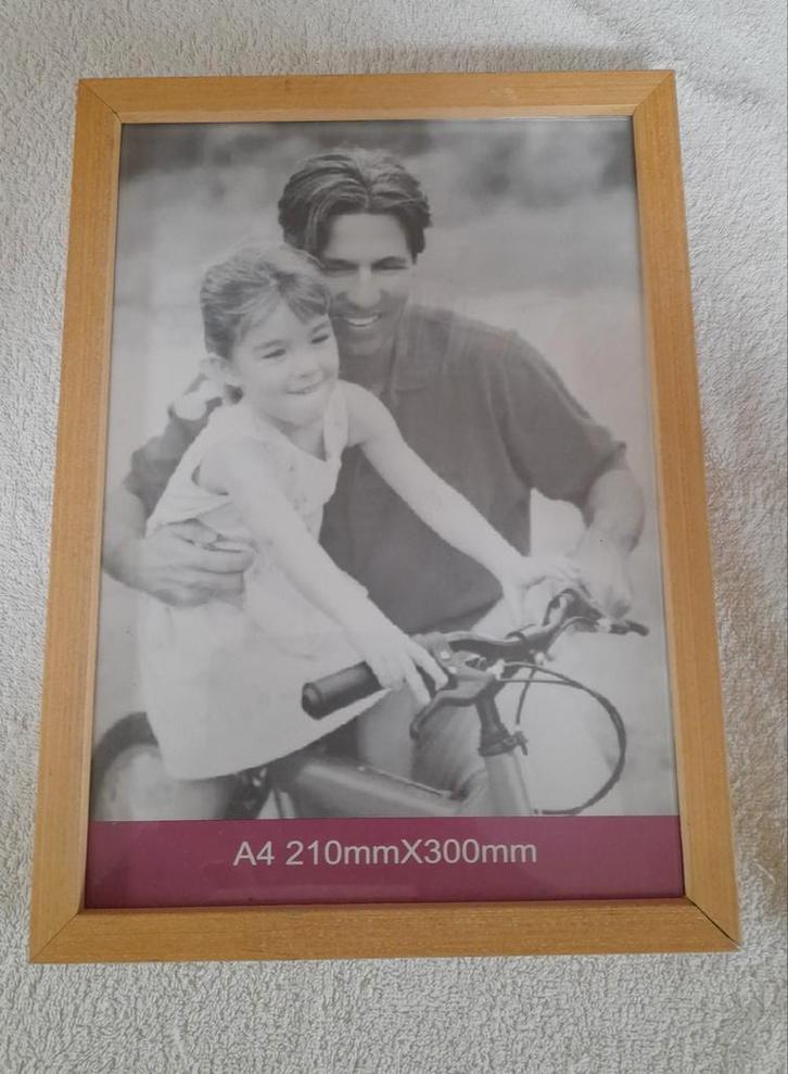 Verschillende frames. €3 per stuk of alle 4 voor €10., Huis en Inrichting, Woonaccessoires | Lijsten, Gebruikt, Ophalen of Verzenden