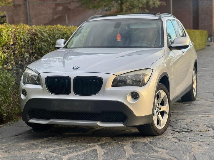 Bmw x1 x drive 1,18d pano schijfdak met keurong, Auto's, BMW, Particulier, X1, ABS, Adaptieve lichten, Airbags, Airconditioning