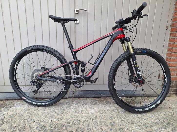 Mtb Giant Fully, Fietsen en Brommers, Fietsen | Mountainbikes en ATB, Zo goed als nieuw, Giant, 49 tot 53 cm, Fully, Ophalen