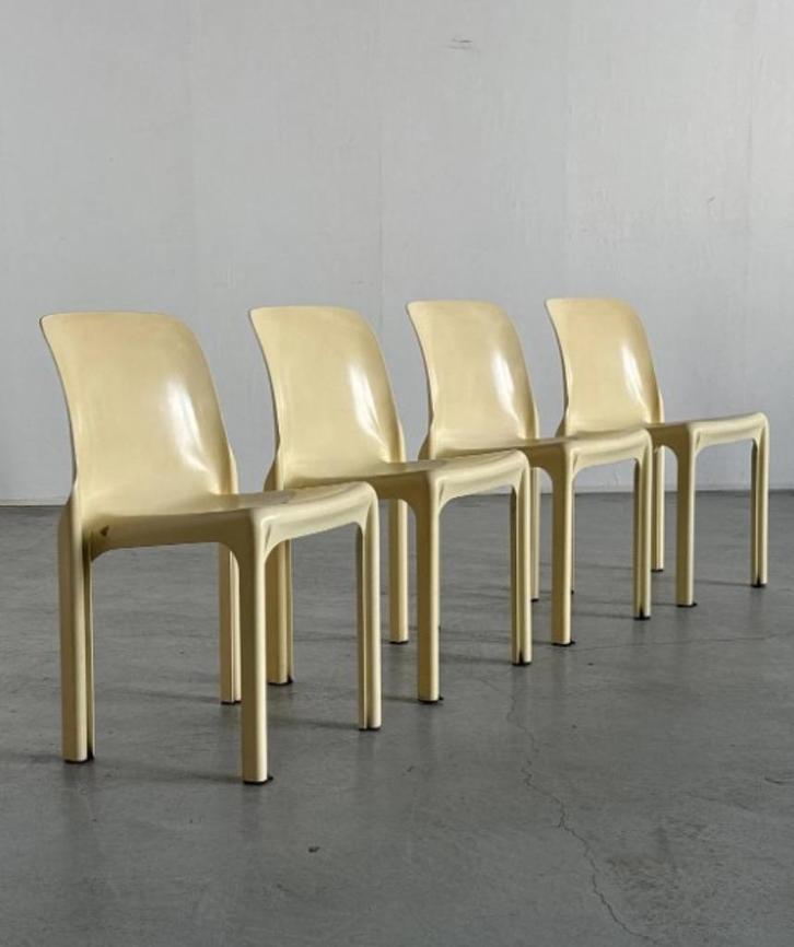 Lot de 4 Chaises Selene vintage beige par Vico Magistretti, Huis en Inrichting, Stoelen, Gebruikt, Vier, Overige materialen, Overige kleuren