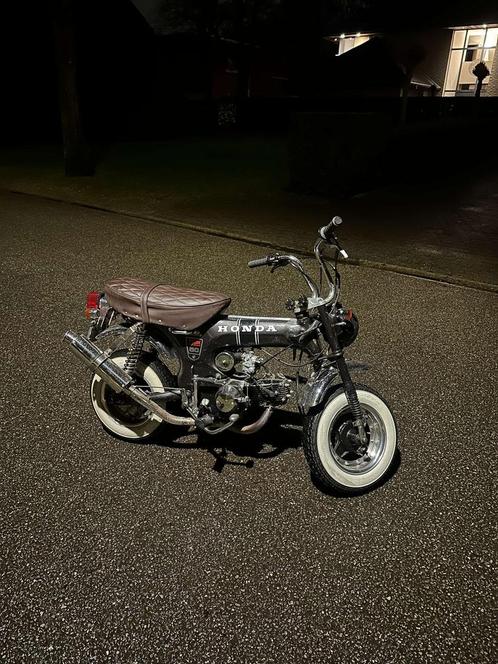 Honda dax 50cc, Fietsen en Brommers, Brommers | Honda, Gebruikt, Overige modellen, Klasse B (45 km/u), Ophalen