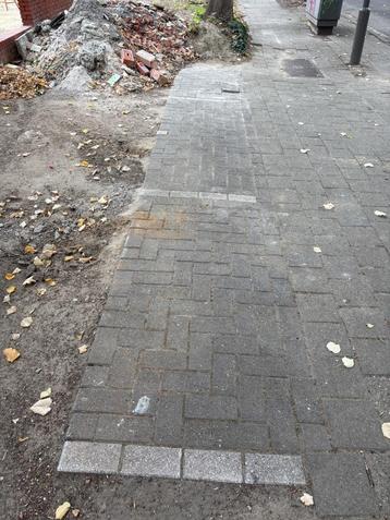 6,5m2 betonklinkers beschikbaar voor biedingen