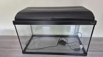 Aquarium 60L beschikbaar voor biedingen