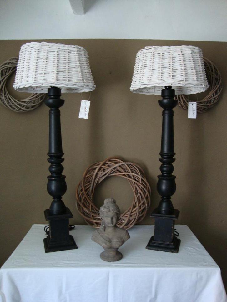 KOPPEL LANDELIJKE TAFELLAMPEN-LAMPADAIRES, Huis en Inrichting, Lampen | Tafellampen, Zo goed als nieuw, 75 cm of meer, Hout, Ophalen