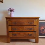 Commode en bois massif – Élégante et fonctionnelle, Enlèvement