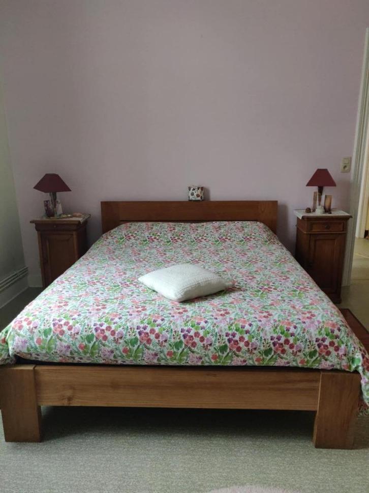 Bed van hoge kwaliteit, Huis en Inrichting, Slaapkamer | Bedden, Zo goed als nieuw, Tweepersoons, 160 cm, 200 cm, Hout, Beige