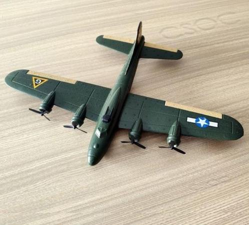 B17 Air Fortress Bomber. Gyroscoop. 2 x Vliegaccu 40min. RTF, Hobby en Vrije tijd, Modelbouw | Radiografisch | Vliegtuigen, Nieuw