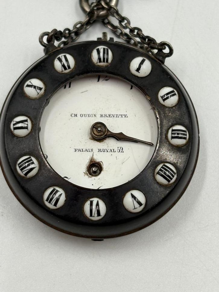 Montre de deuil Charles Oudin Brevete Palais Royal 52, Antiek en Kunst, Curiosa en Brocante, Ophalen