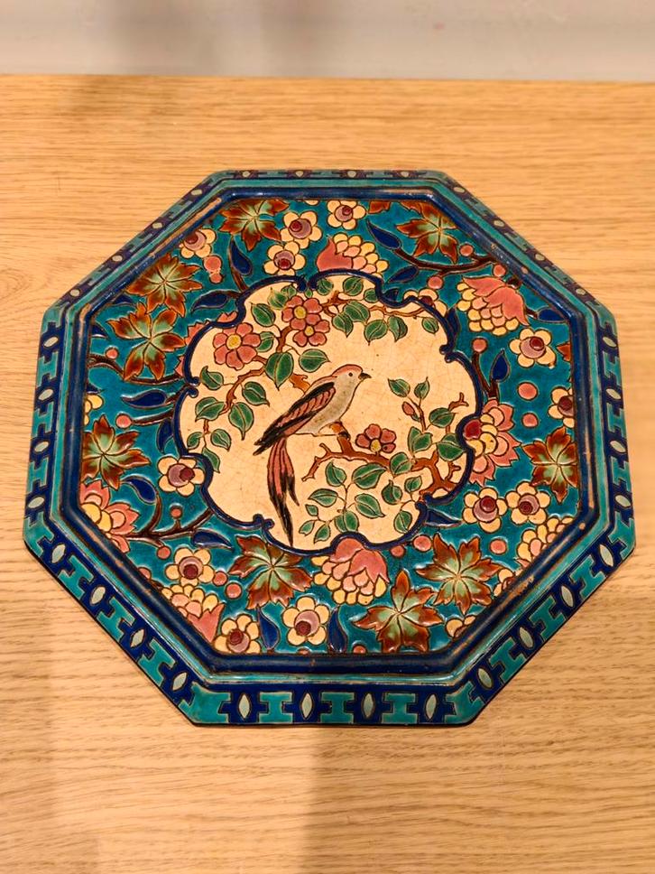 Dessous de plat émaux de Longwy octogonal, Antiquités & Art, Antiquités | Assiettes décoratives & Carrelages, Enlèvement ou Envoi