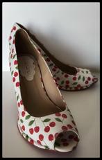 Leuke retro pumps mt 36, Kleding | Dames, Schoenen, Pumps, Overige kleuren, Ophalen of Verzenden, Cristofoli