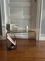Vintage gerookt plexiglas salontafel – jaren ’70, Huis en Inrichting, Ophalen, Overige materialen, Zo goed als nieuw, Space age