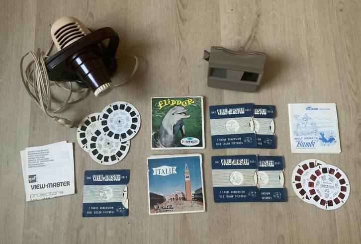 Lot view-master: 21 reels/schijven, projector en kijker, Antiek en Kunst, Antiek | Speelgoed, Ophalen