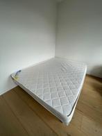 Bed met matras, Huis en Inrichting, Ophalen, Gebruikt, 140 cm, Twijfelaar