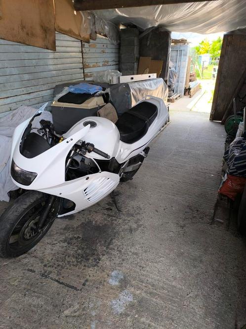Au v ou échange deux Suzuki RF 900r, Motoren, Motoren | Suzuki, Particulier, Overig, Ophalen