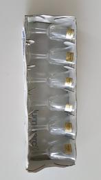 Nog in de doos, nieuw. 6 vintage Luminarc borrelglaasjes., Antiek en Kunst, Antiek | Glaswerk en Kristal, Ophalen of Verzenden