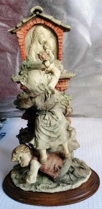 Vintage Giuseppe Armani-beeldje "Gulliver's World" beschikbaar voor biedingen