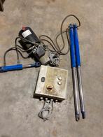 POMPE HYDRAULIQUE AVEC VÉRINS ET COMMANDES 5 PIÈCES, Enlèvement ou Envoi, Utilisé, 250 mm ou plus, Autres types