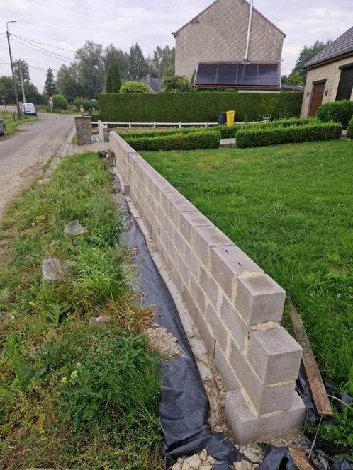 Cherche maçon pour muret en brique, Offres d'emploi, Emplois | Bâtiment