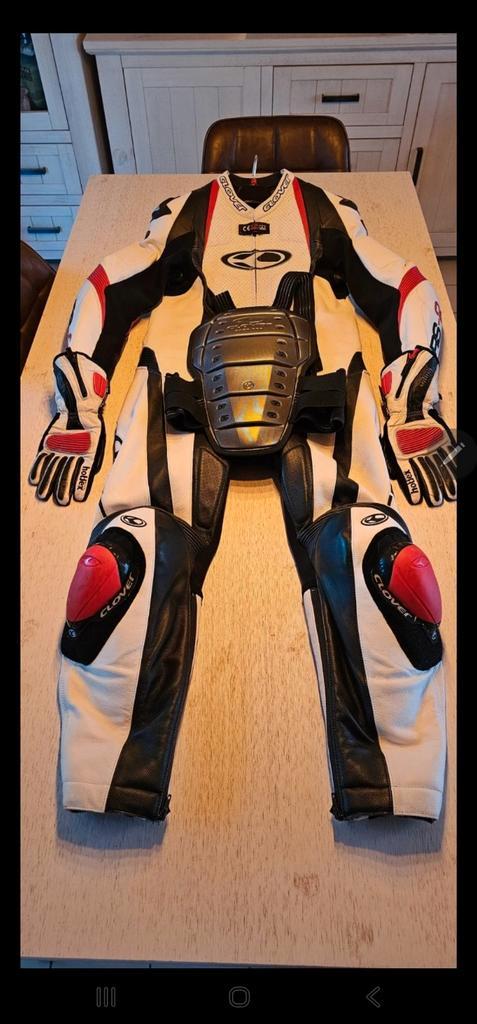 Motorpak Clover 1 delig met rugbeschermer en handschoenen, Motoren, Kleding | Motorkleding, Handschoenen, Ophalen