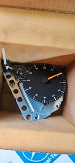 Nieuwe Originele Mercedes tachometer-klok, Auto-onderdelen, Dashboard en Schakelaars, Ophalen, Nieuw, Mercedes-Benz