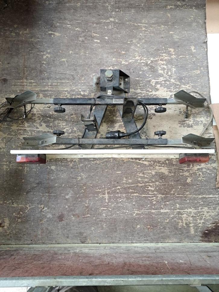 fietsendrager Trekhaak vintage 2 fietsen, Auto diversen, Fietsendragers, Zo goed als nieuw, Trekhaakdrager, 2 fietsen, Ophalen